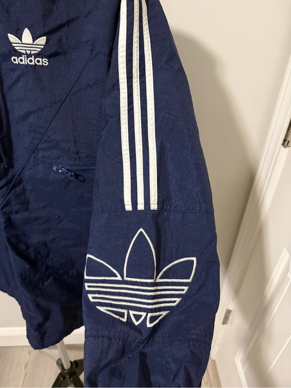 Vintage Adidas Windbreaker Jacket L Navy Trefoil Embroidered 3 Stripe Hooded - Picture 3 of 11